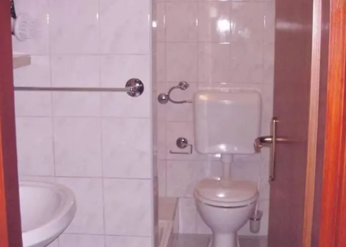 3 Bedroom On The Sea With Garden アパート